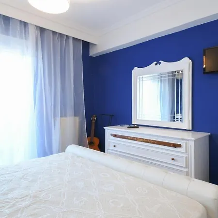 Rustic 2br In 塞萨洛尼基
