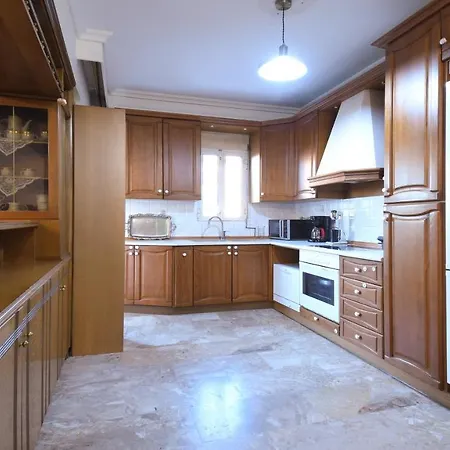 Rustic 2br In